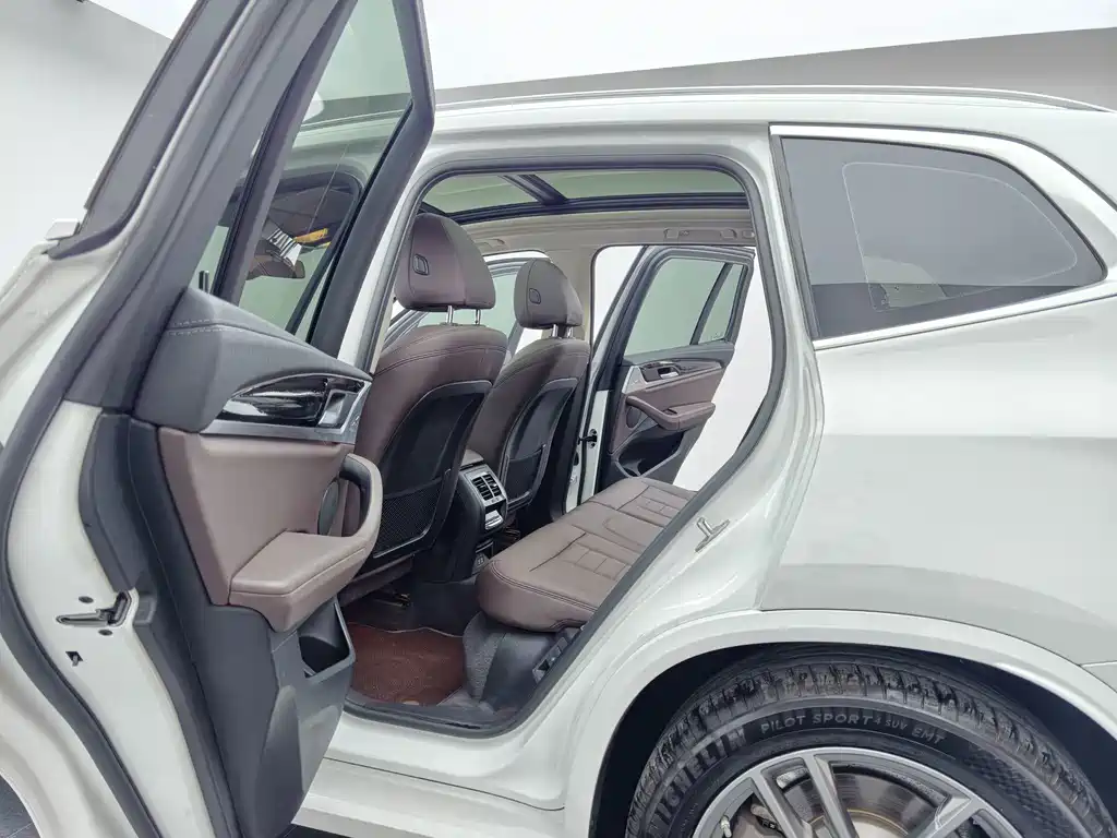BMW X3 2021 — фото 14