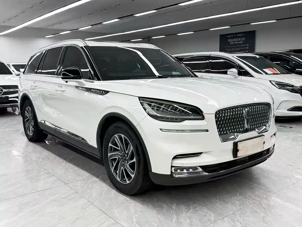Lincoln Aviator 2019 — фото 3