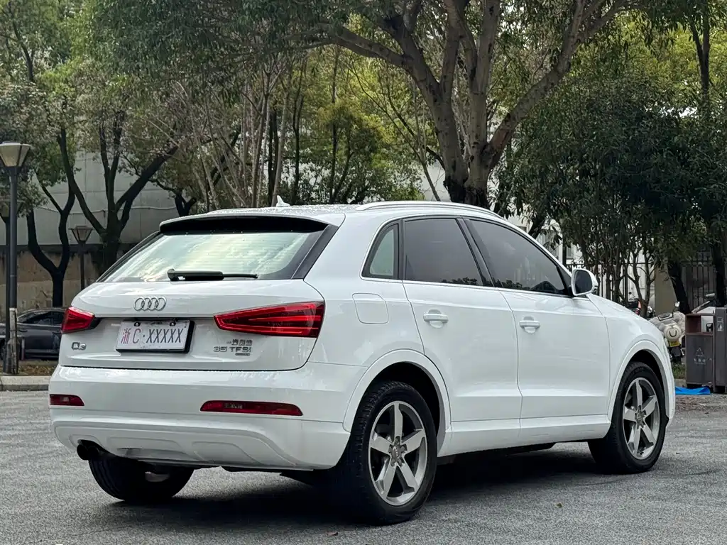 Audi Q3 2013 — фото 5