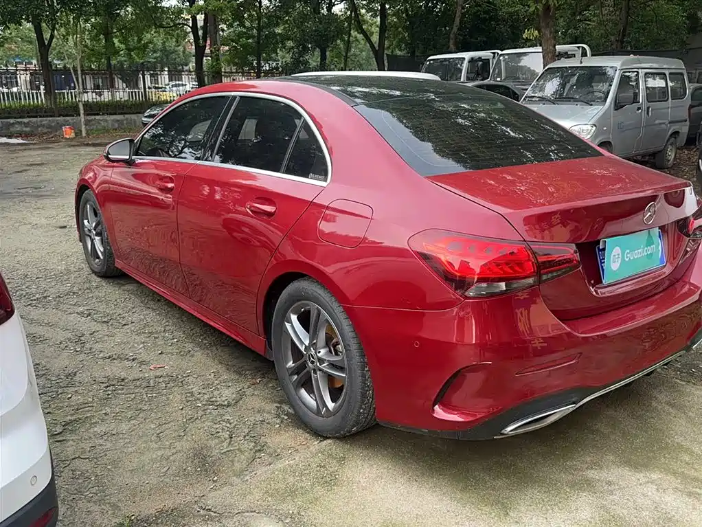 Mercedes-Benz A-Class 2020 — фото 11