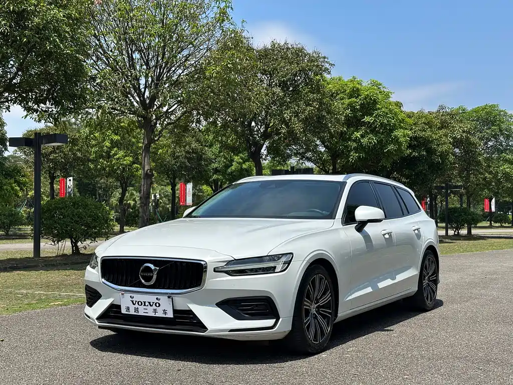 Volvo V60 2020