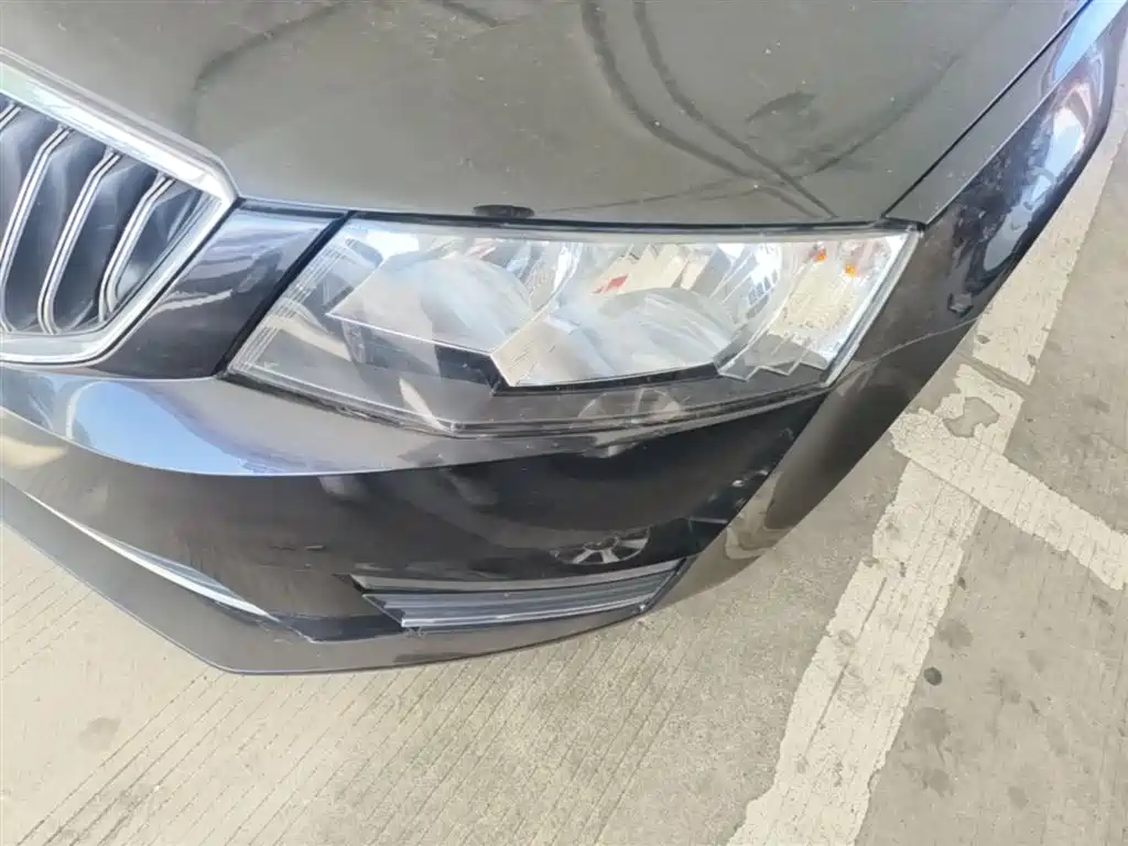 Skoda Octavia 2016 — фото 24