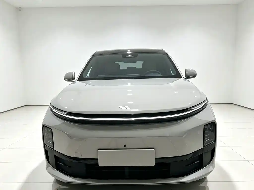 Li Auto L6 2024 — фото 2