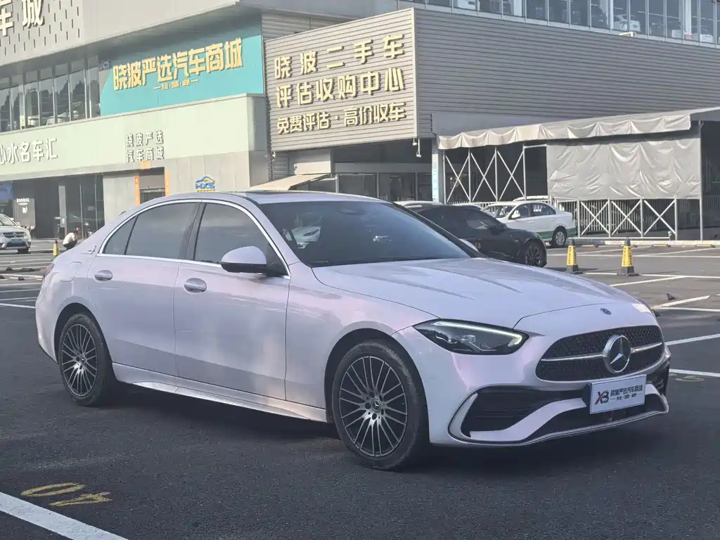 Mercedes-Benz C-Class 2024