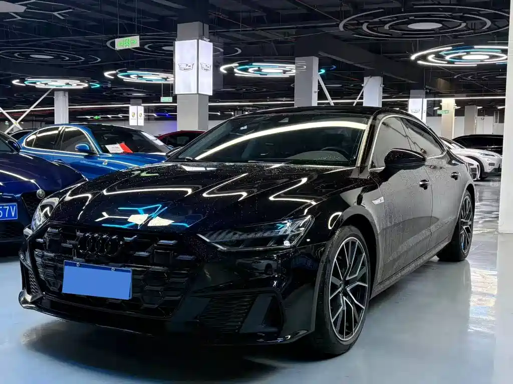 Audi A7L 2023 — фото 1