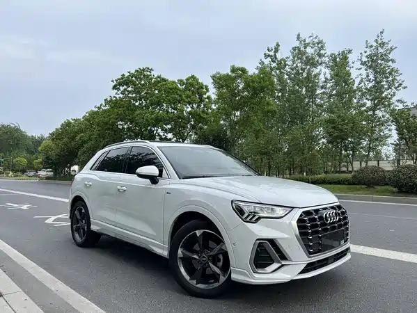 Audi Q3 2022