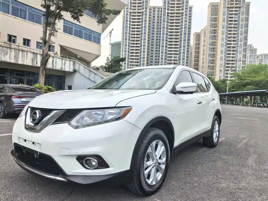 Nissan X-Trail 2016 — фото 1