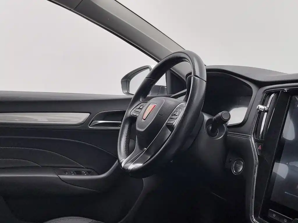 Roewe i6 New Energy 2018 — фото 22