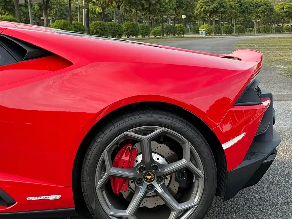 Lamborghini Huracán 2023