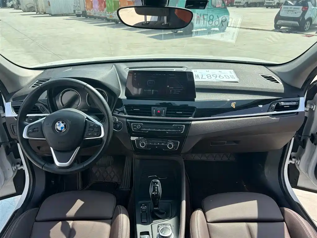 BMW X1 2022 — фото 11