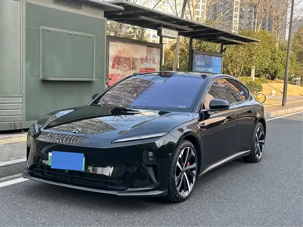 NIO ET5 2022