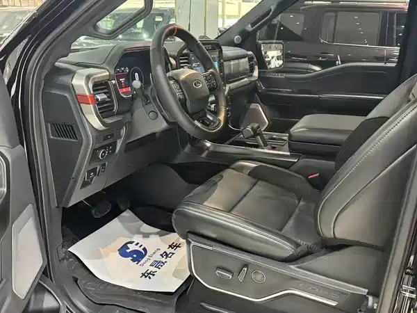 Ford F-150 Raptor 2023