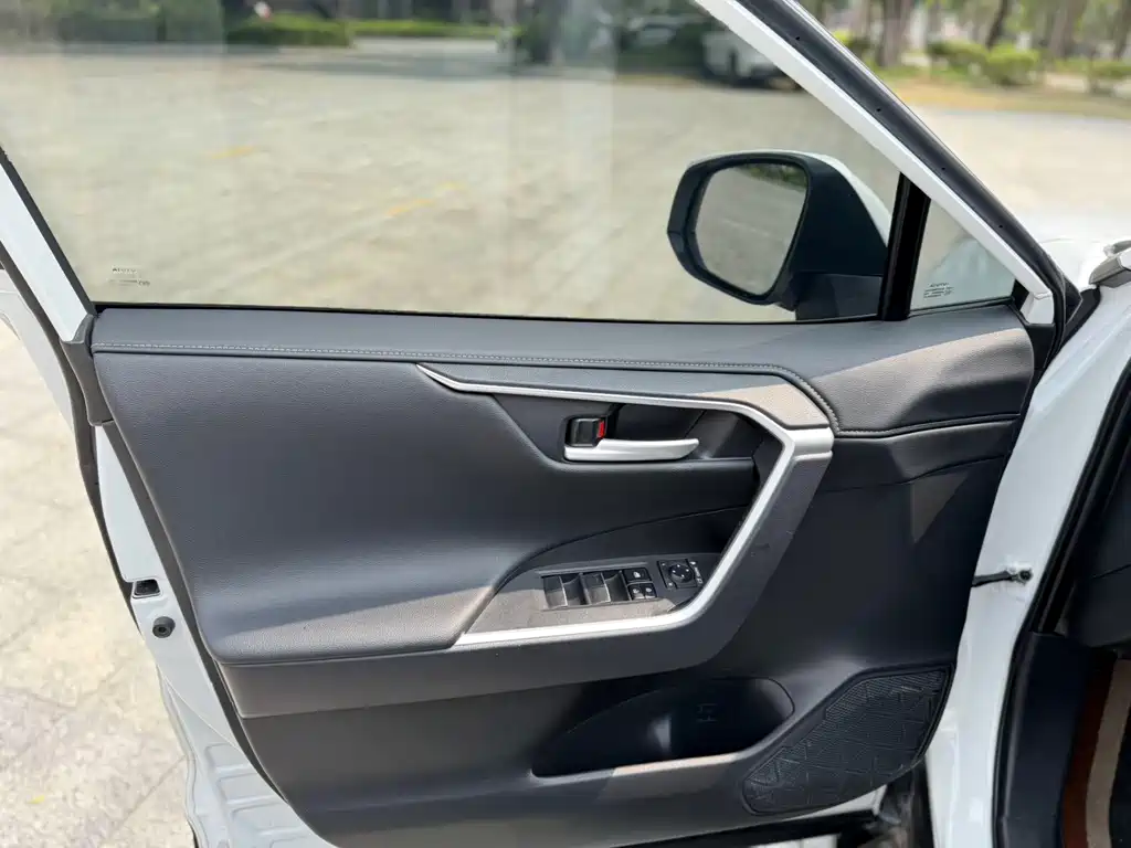 Toyota Wildlander 2023