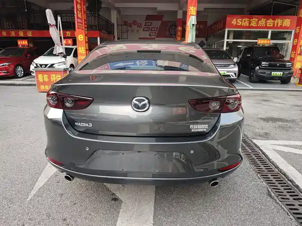 Mazda 3 Axela 2021