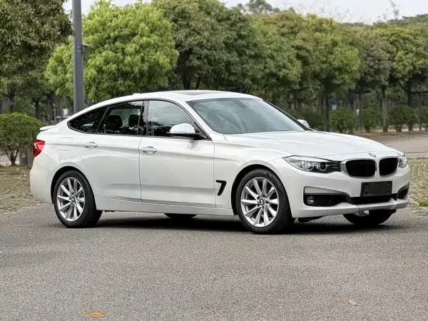 BMW 3 Series GT 2019