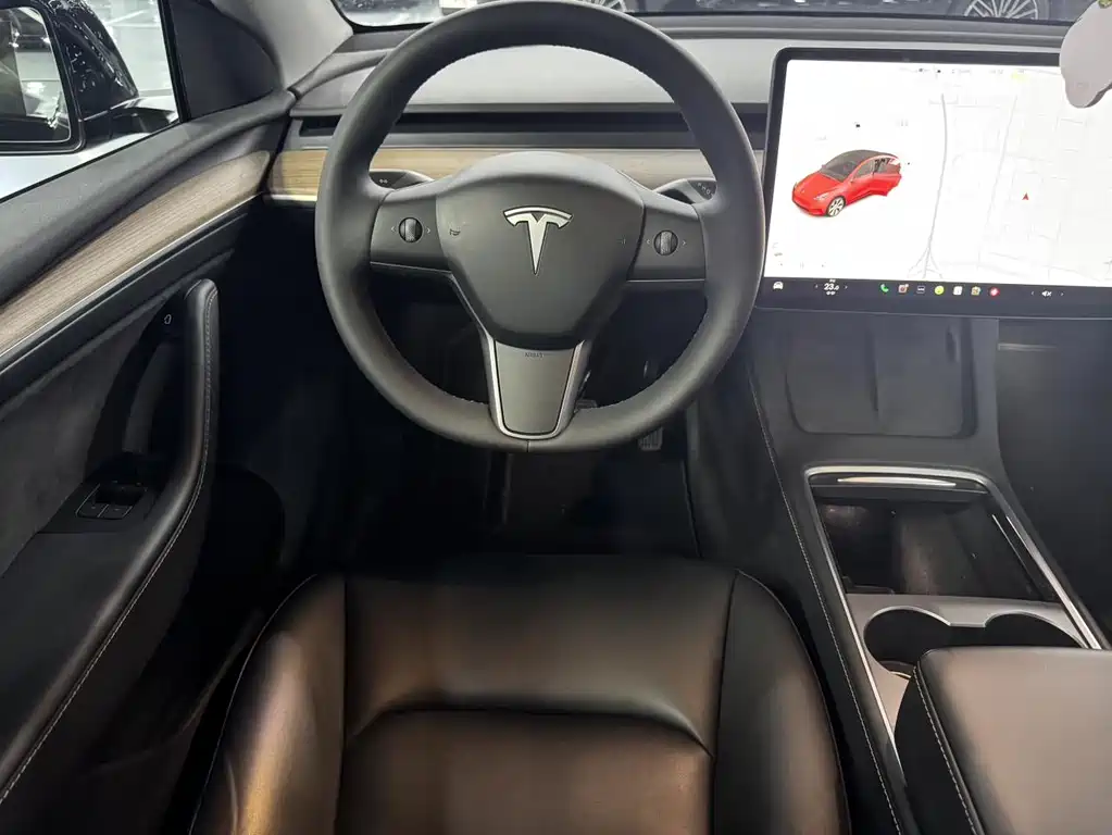 Tesla Model Y 2021 — фото 10