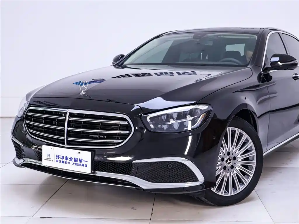 Mercedes-Benz E-Class 2022 — фото 3