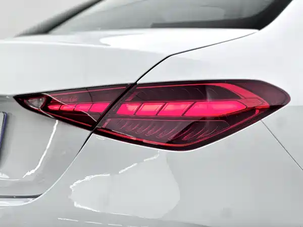Mercedes-Benz C-Class 2021