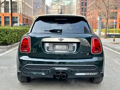 MINI MINI 2022