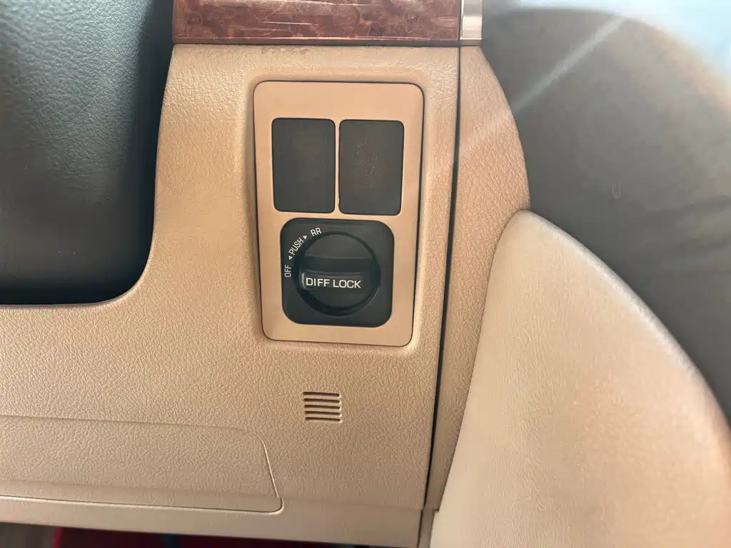Toyota Land Cruiser 2015 — фото 15