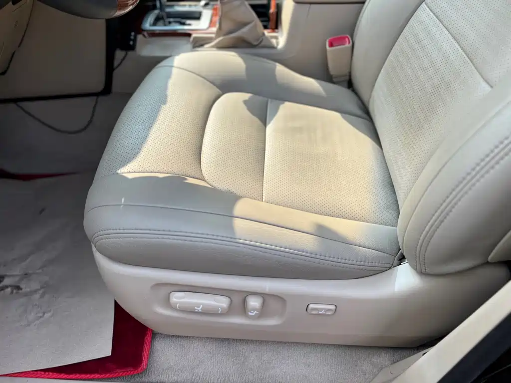 Toyota Land Cruiser 2015 — фото 10