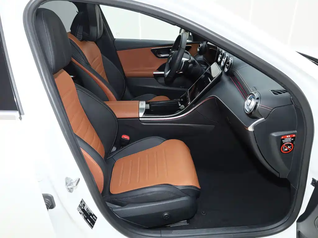 Mercedes-Benz C-Class 2022 — фото 14