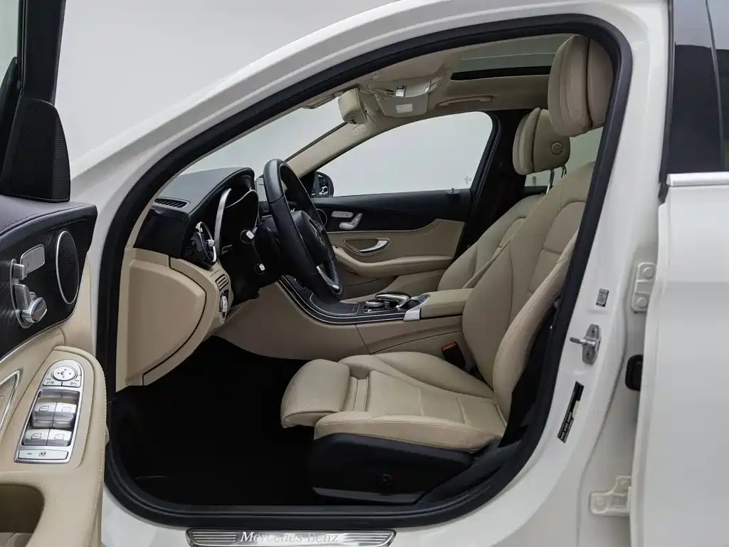 Mercedes-Benz C-Class 2015 — фото 10