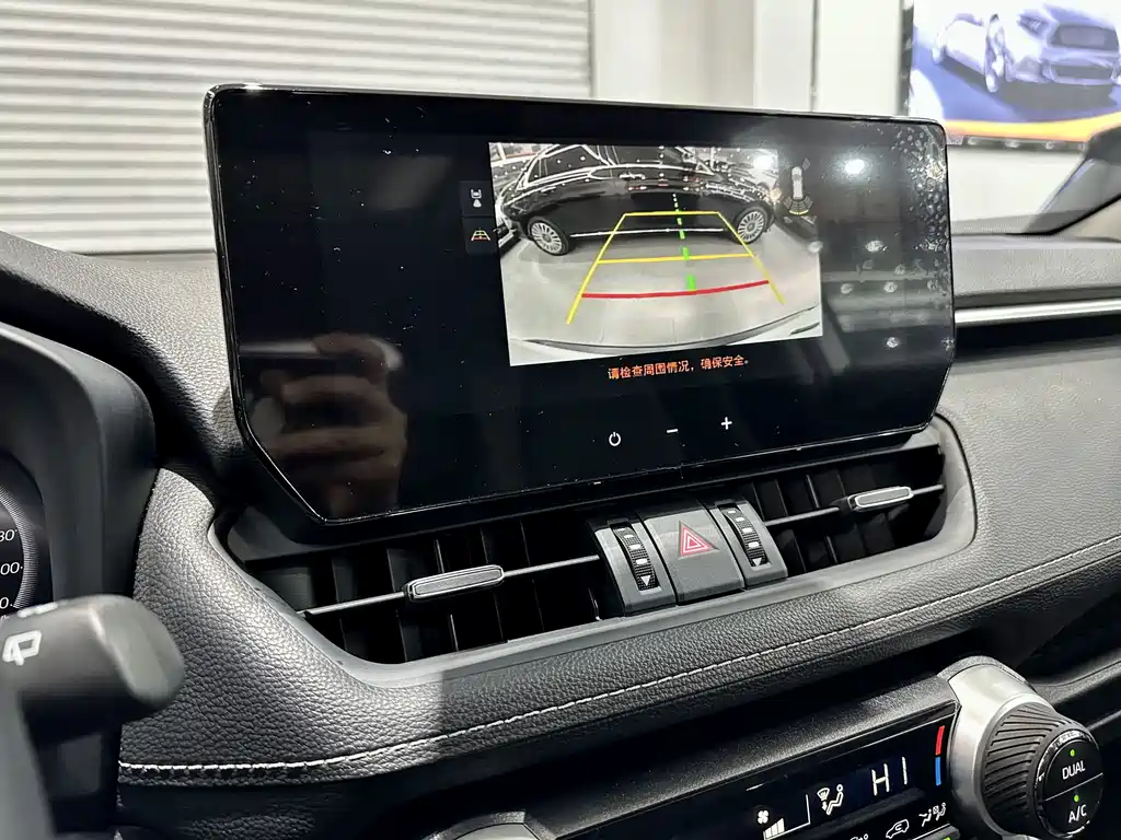 Toyota Wildlander 2023 — фото 14