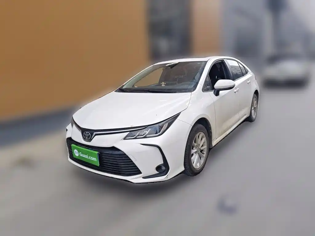 Toyota Corolla 2022 — фото 2