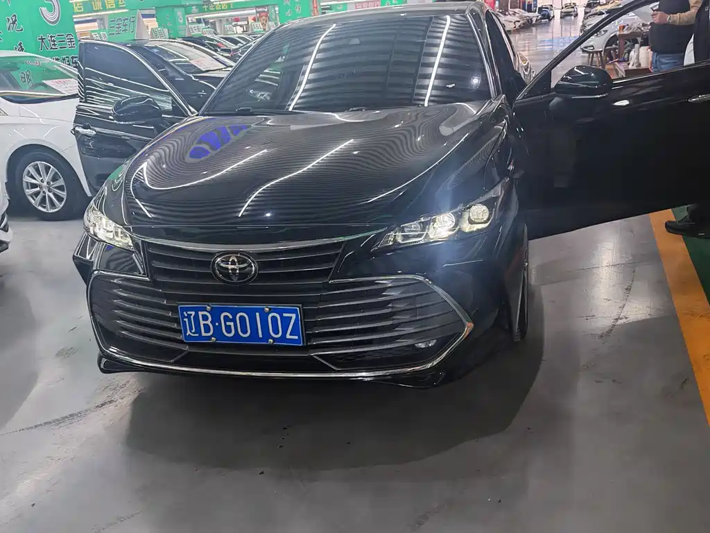 Toyota Avalon 2019 — фото 2