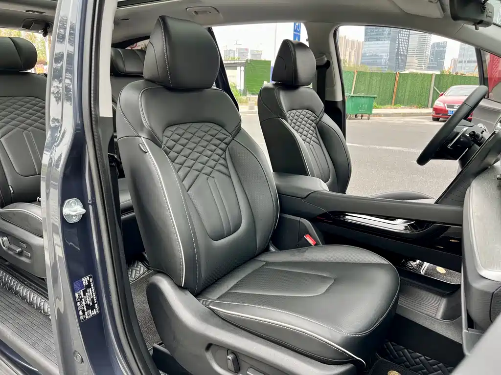 Hyundai Custo 2022 — фото 19