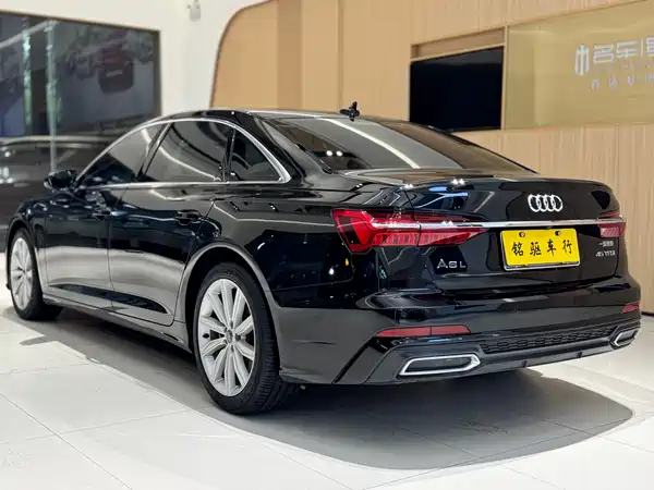 Audi A6L 2020