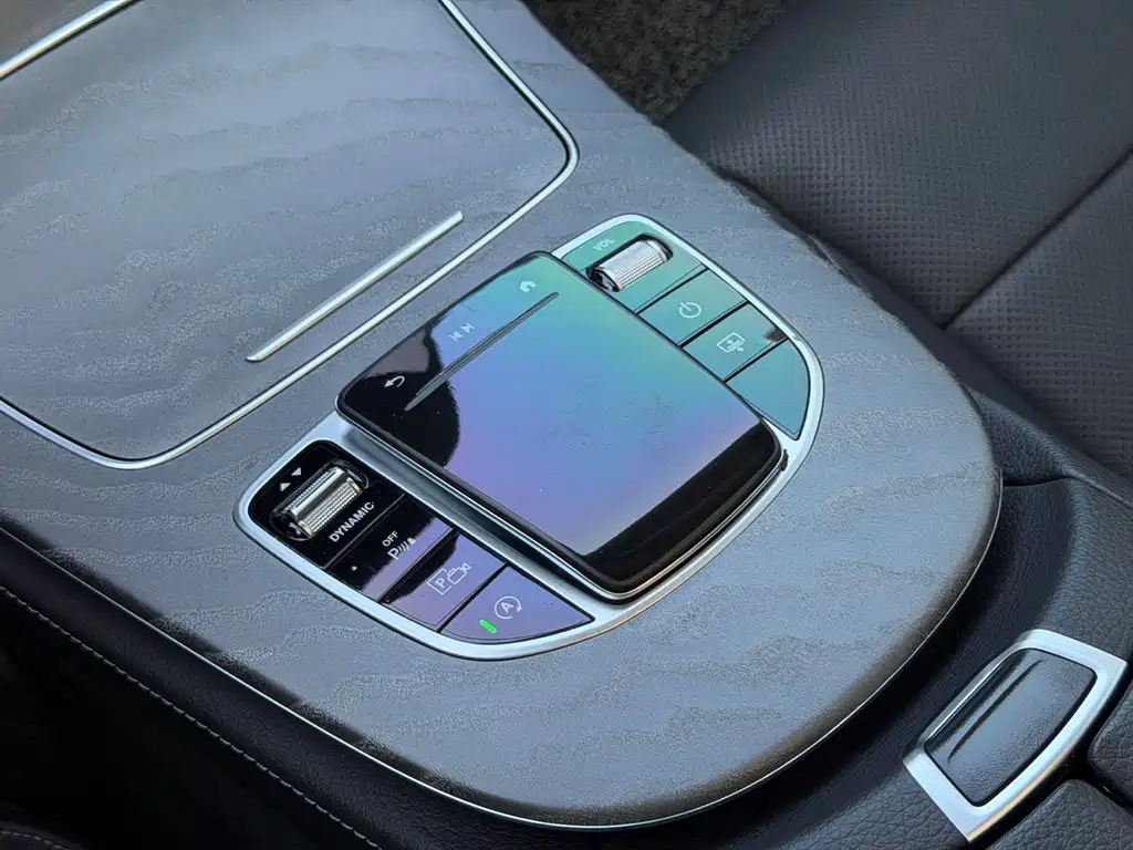Mercedes-Benz E-Class 2022 — фото 20