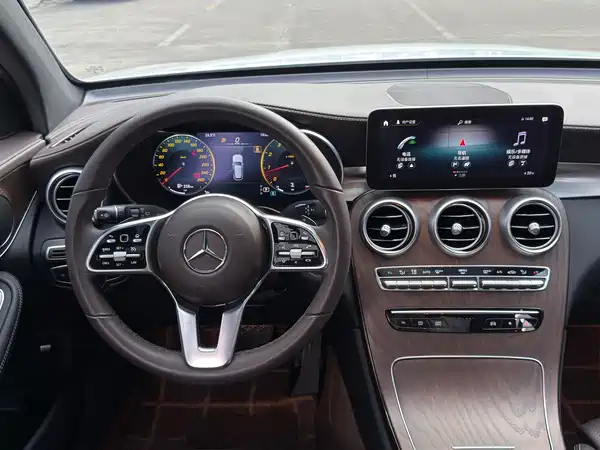 Mercedes-Benz GLC 2022