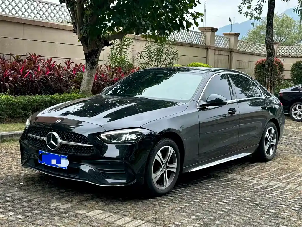 Mercedes-Benz C-Class 2022 — фото 1