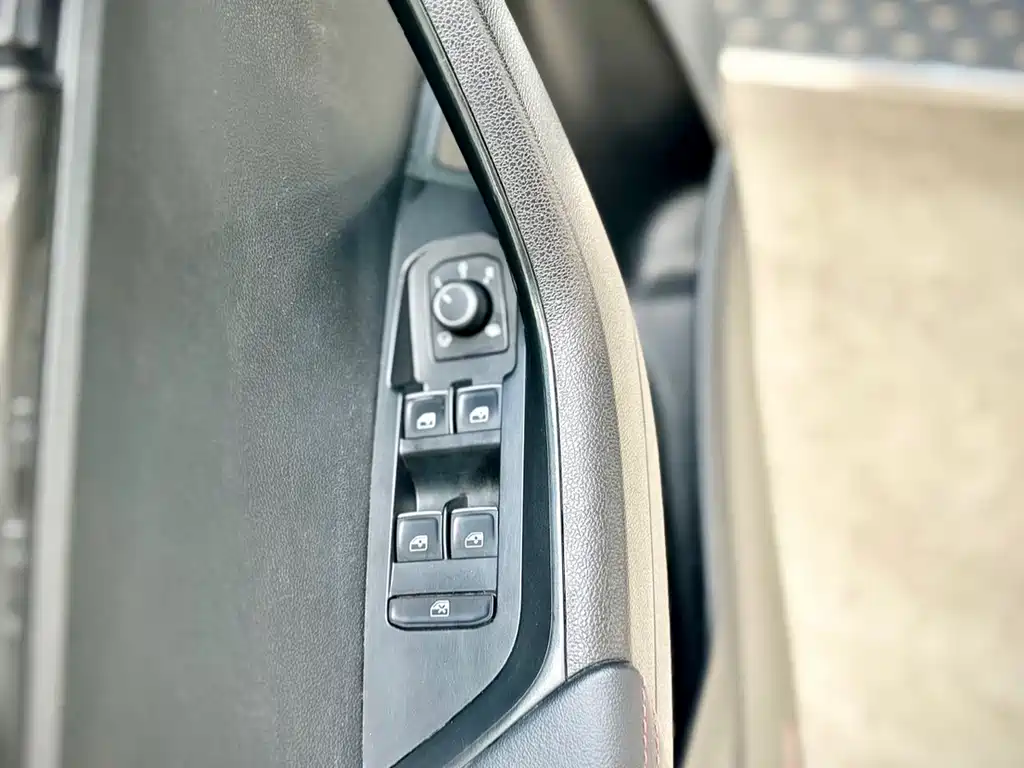 Skoda Korok 2022 — фото 16
