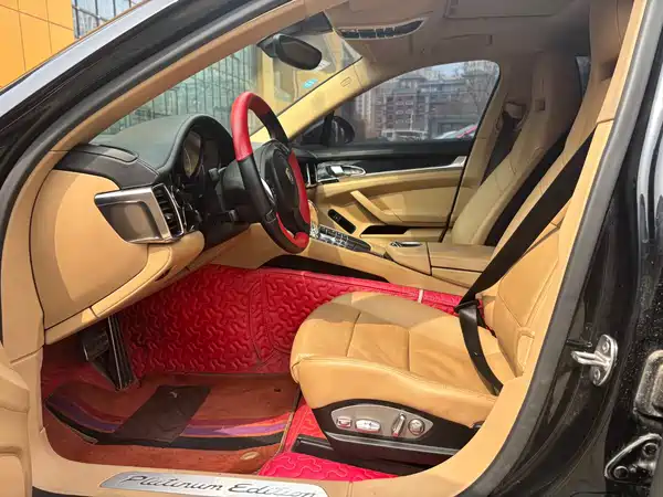 Porsche Panamera 2013