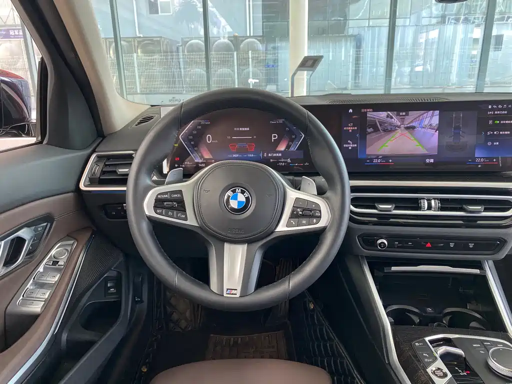 BMW 3 Series 2023 — фото 13