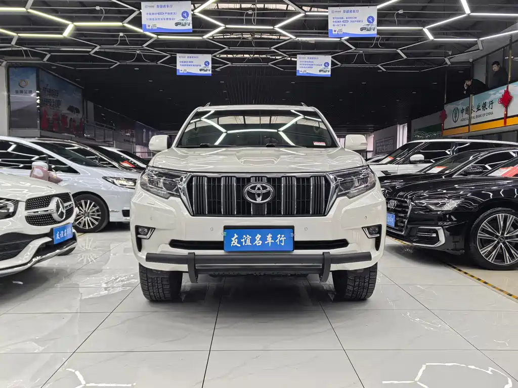 Toyota Prado 2018 — фото 1