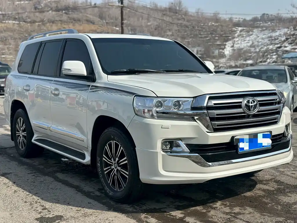 Toyota Land Cruiser 2014 — фото 3