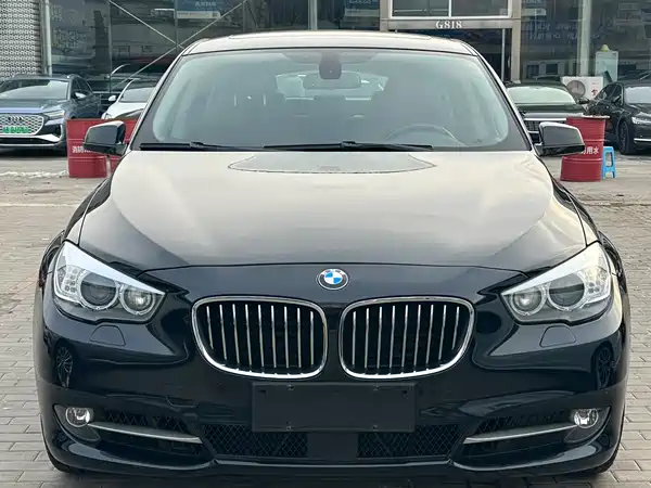 BMW 5 Series GT 2011