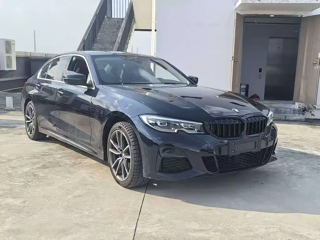 BMW 3 Series 2021