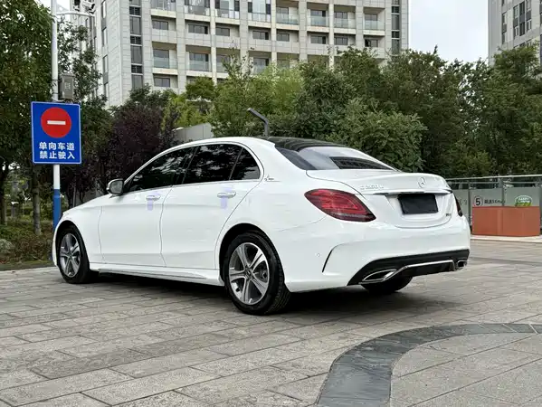 Mercedes-Benz C-Class 2019