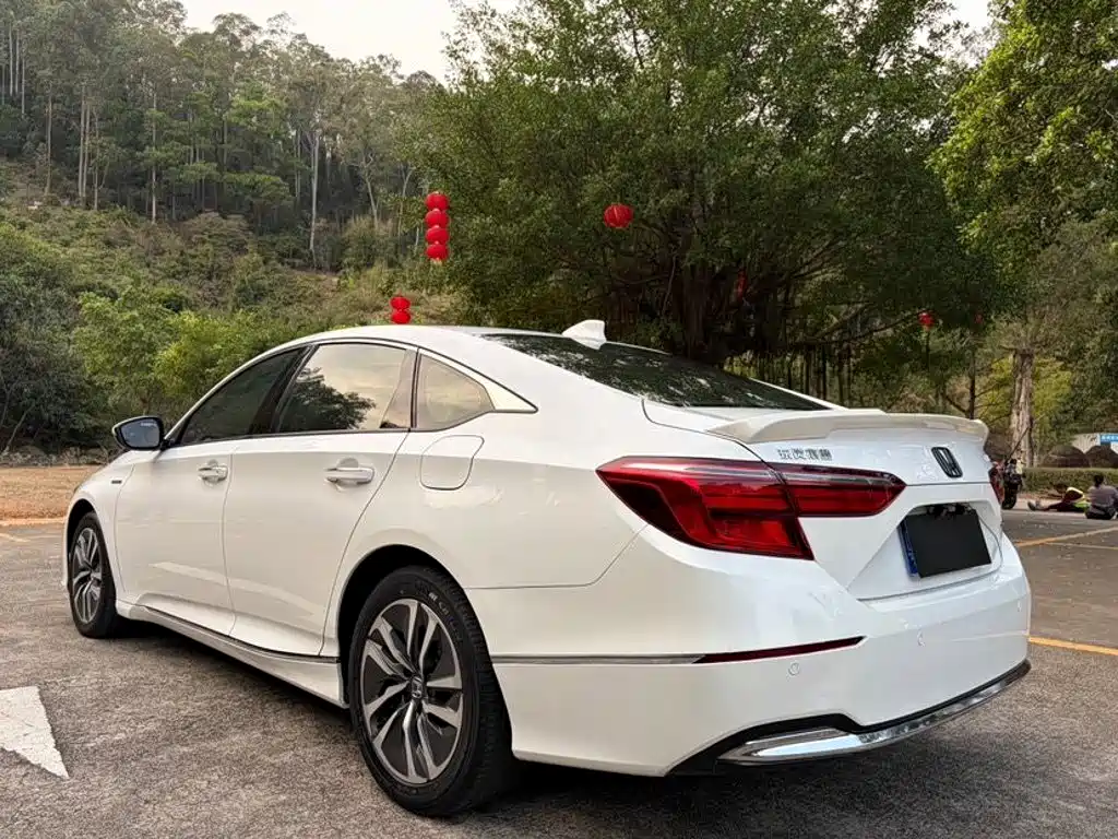 Honda Inspire 2019 — фото 9