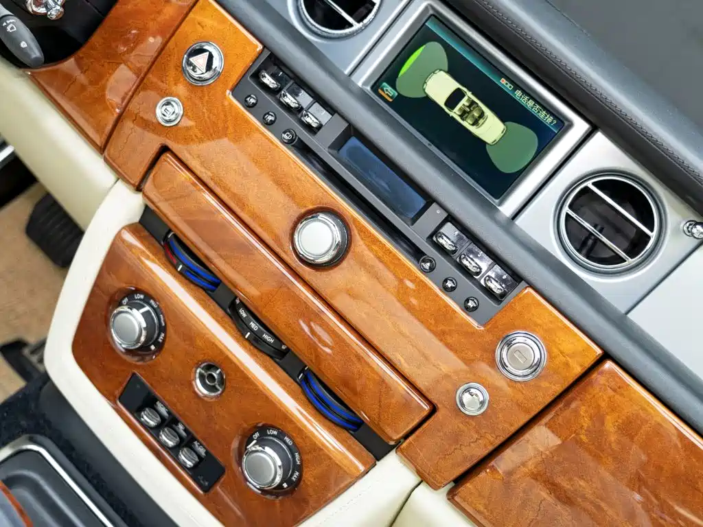 Rolls-Royce Phantom 2009 — фото 13