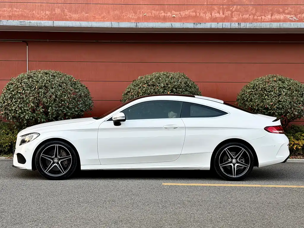 Mercedes-Benz C-Class 2018 — фото 13