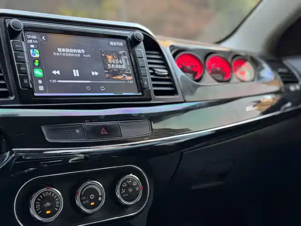 Mitsubishi Lancer EX 2014