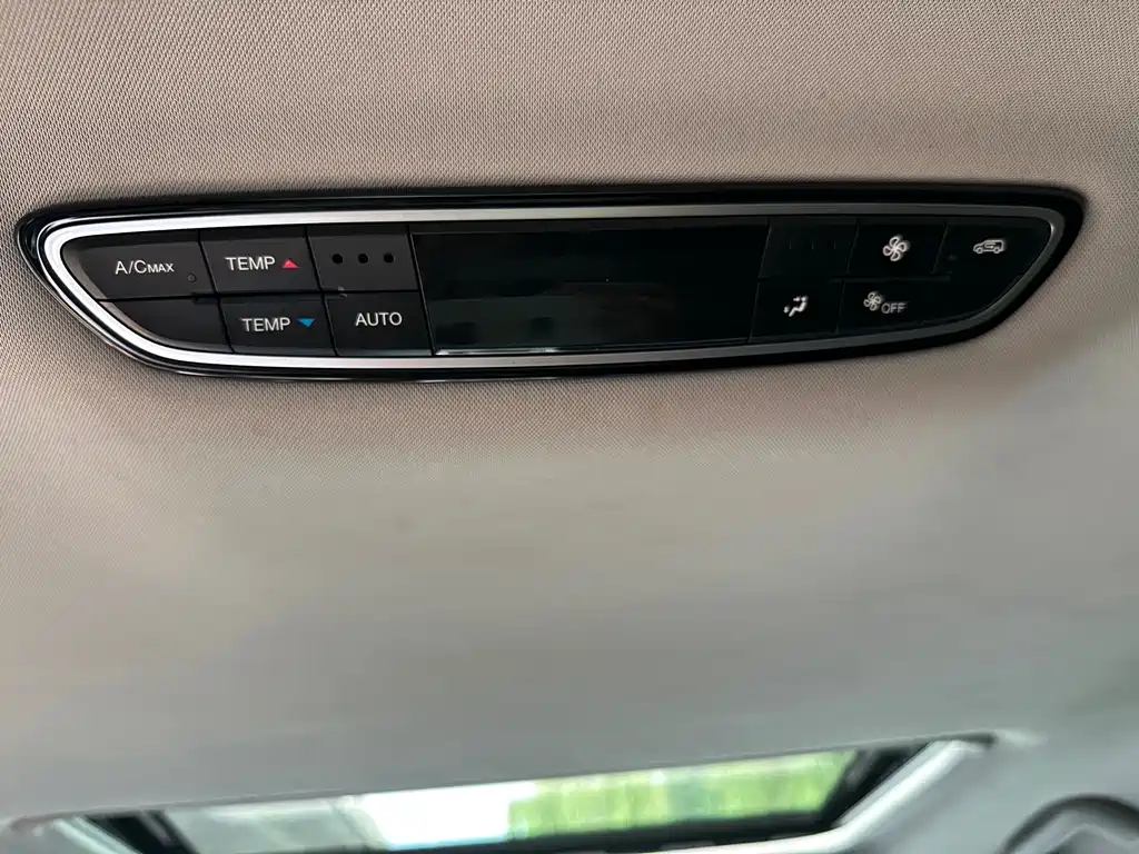 GAC Trumpchi M8 2023 — фото 13