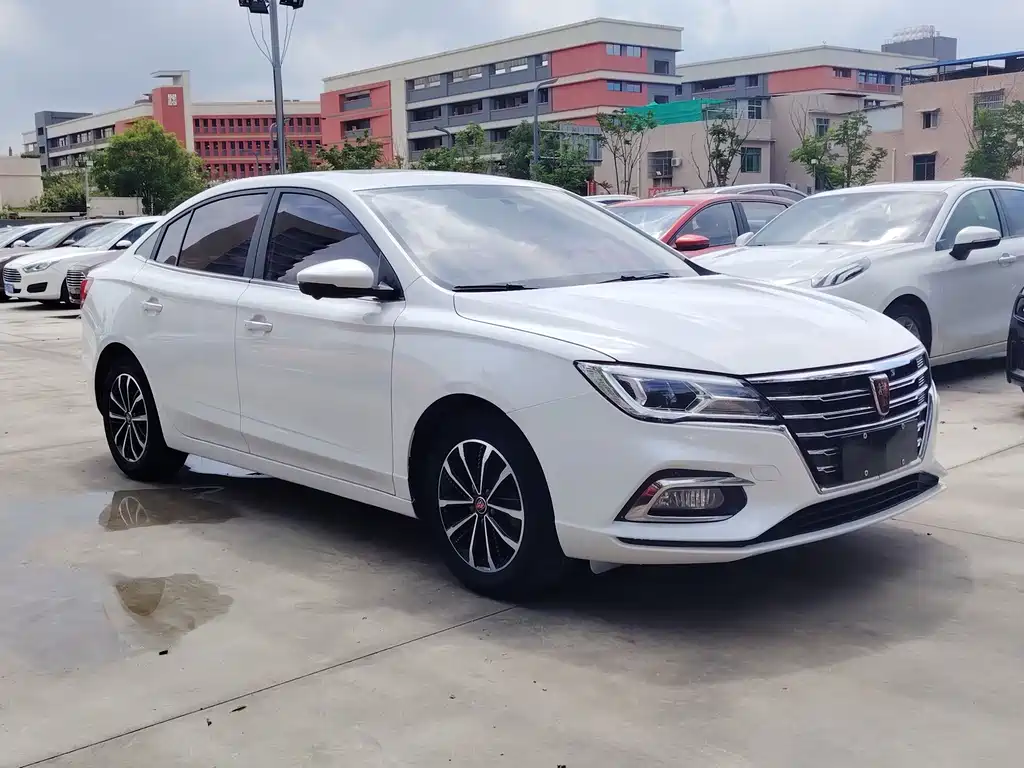 Roewe i5 2020
