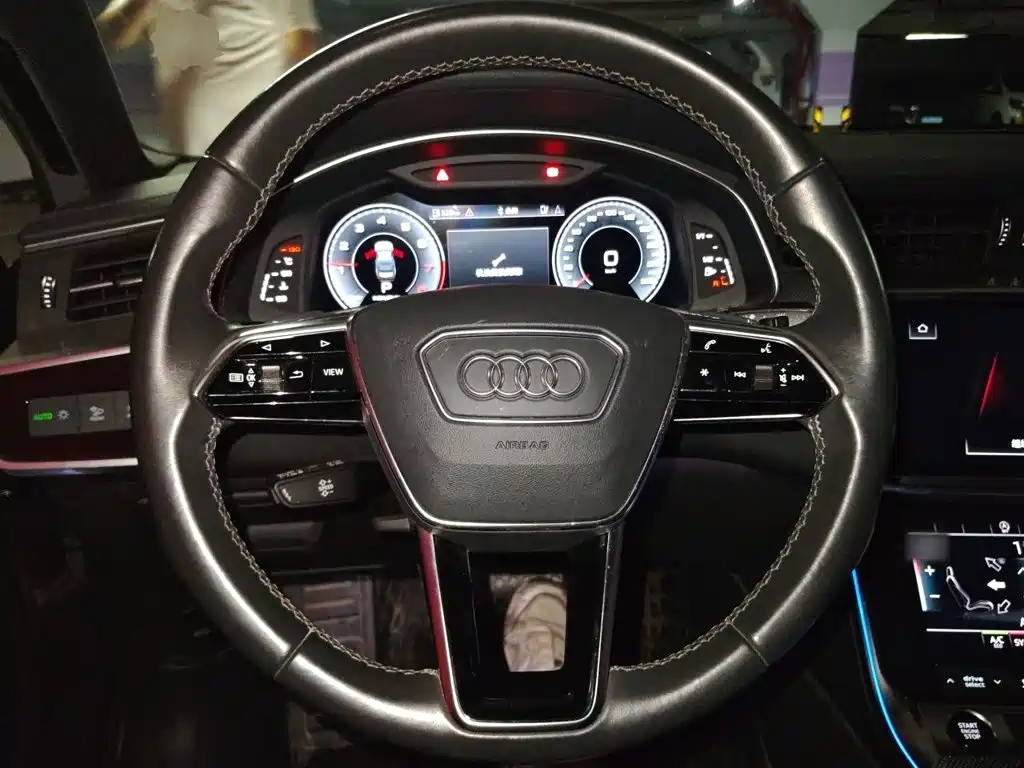 Audi A6L 2021